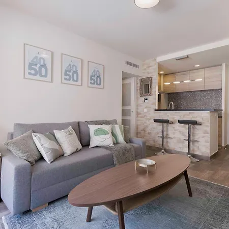 Amandier Du Moure Rouge * Cannes