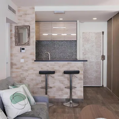 Amandier Du Moure Rouge * Cannes